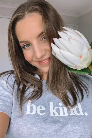 Be Kind. T-Shirt Grey Marle