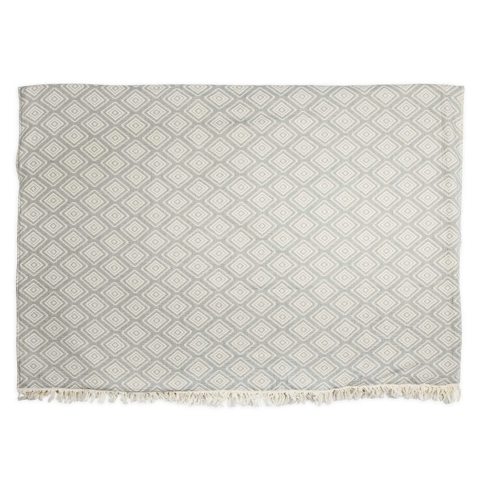 Devon Fleece Lined Throw Pyramid Light Grey