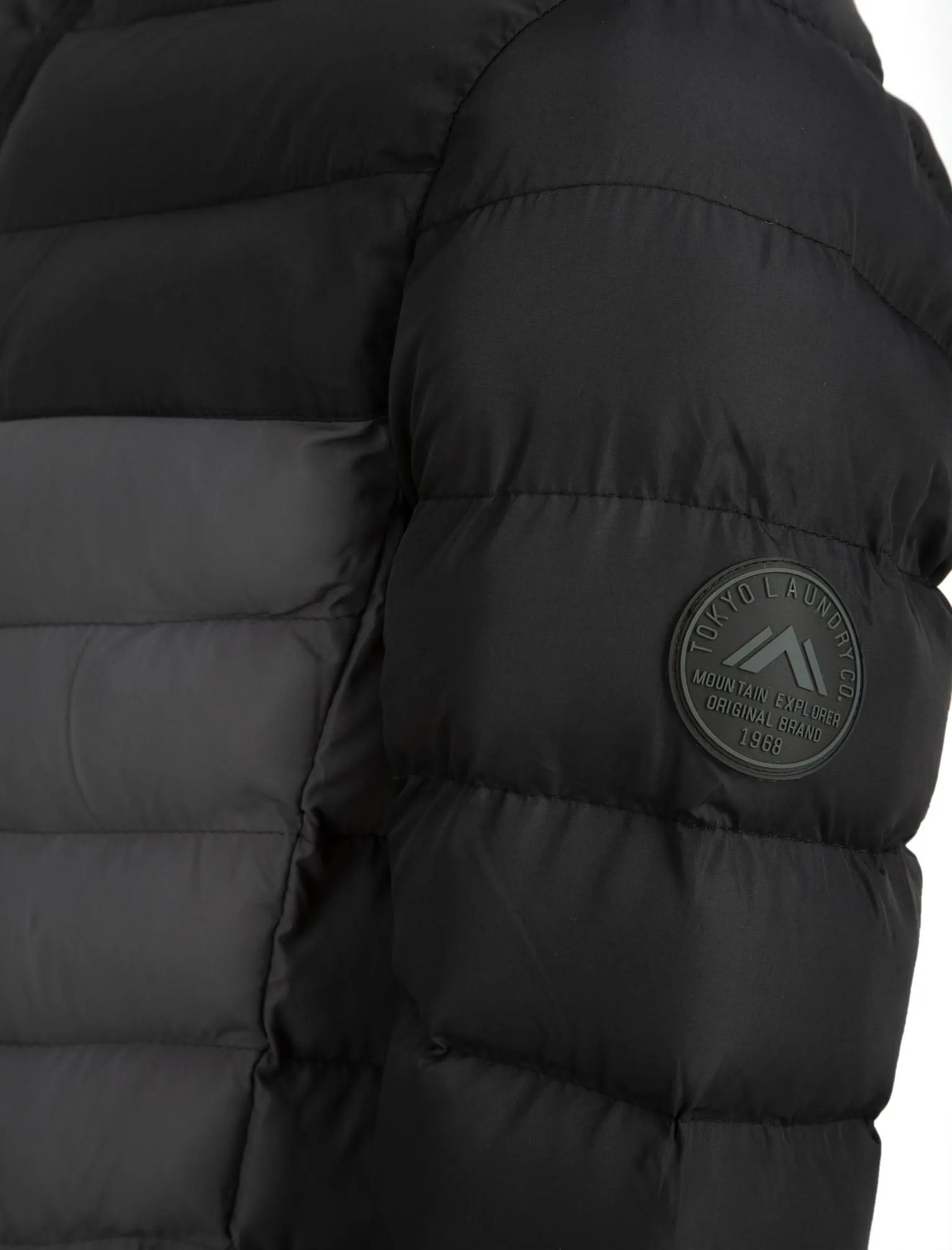 Kanora Colour Block Quilted Puffer Jacket with Hood in Jet Black - Tokyo Laundry