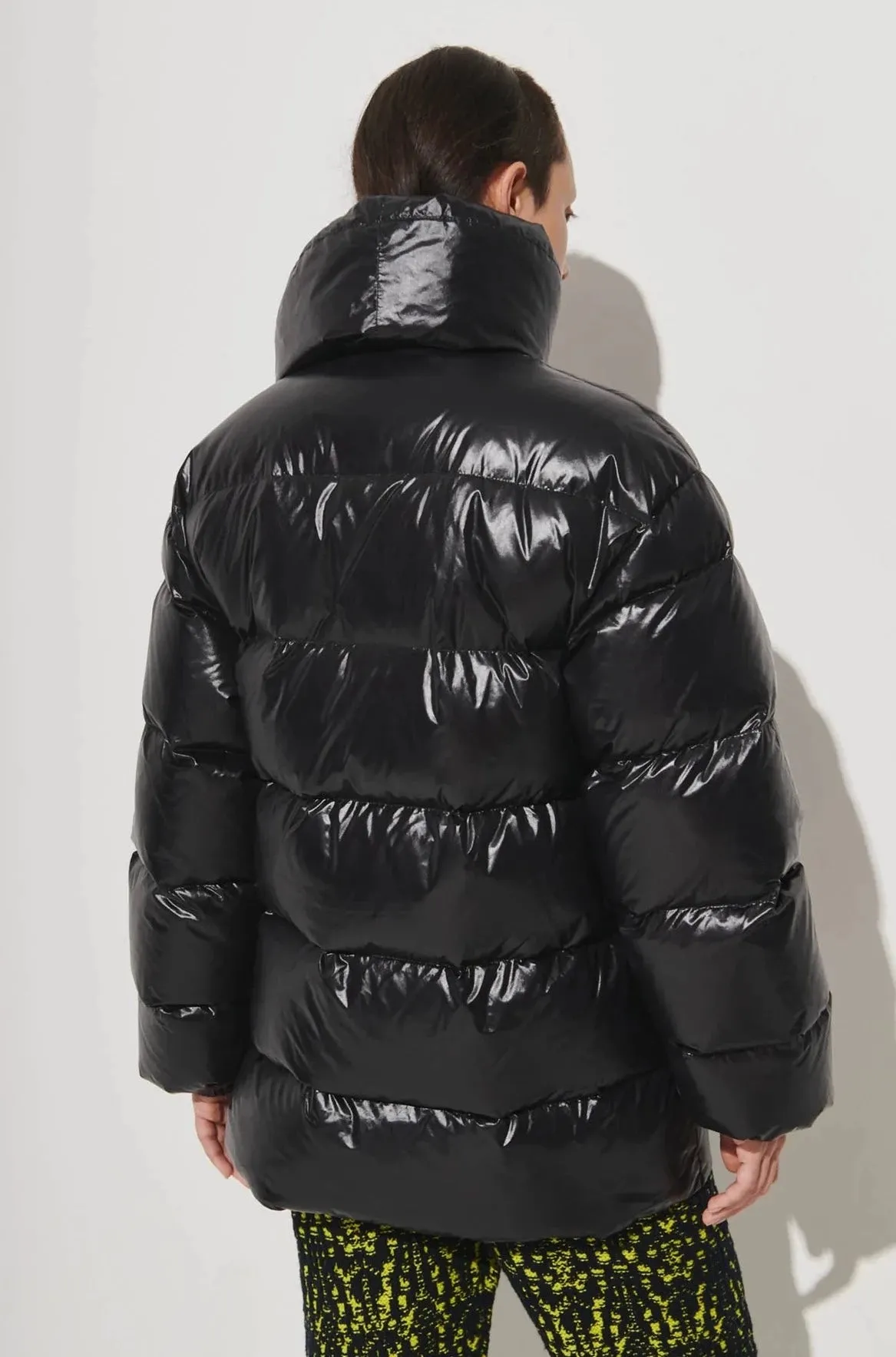 Short Puffer, Black